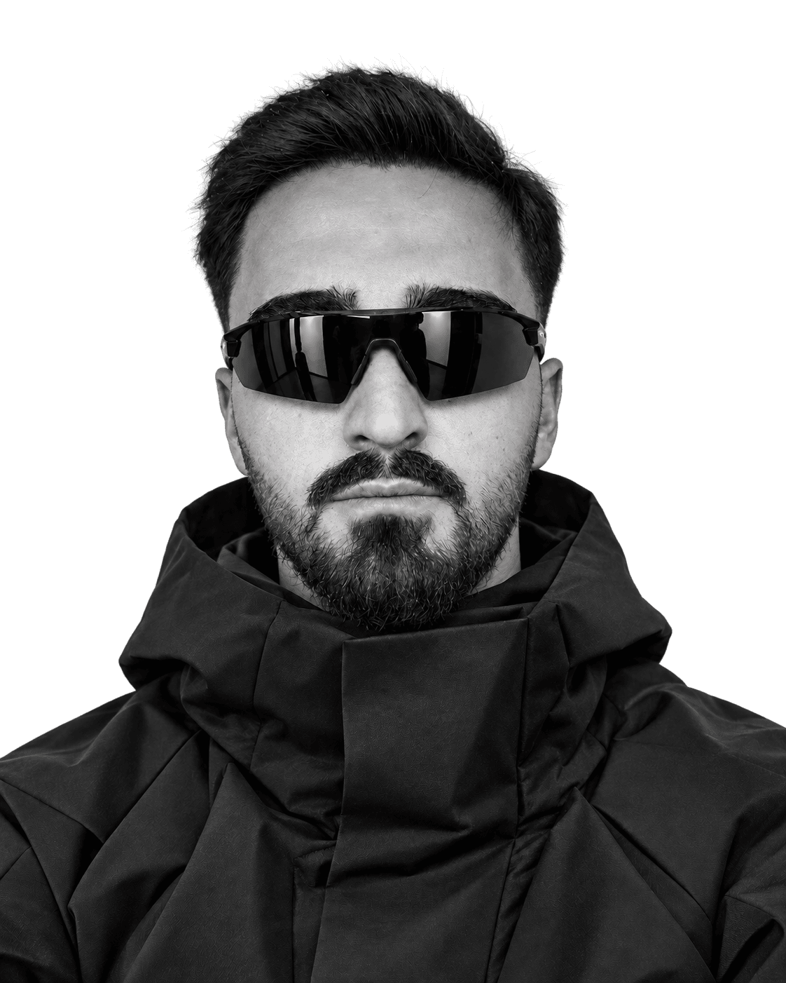 پرتره شفاف دانیال؛ نمای کامل بالاتنه از روبهرو